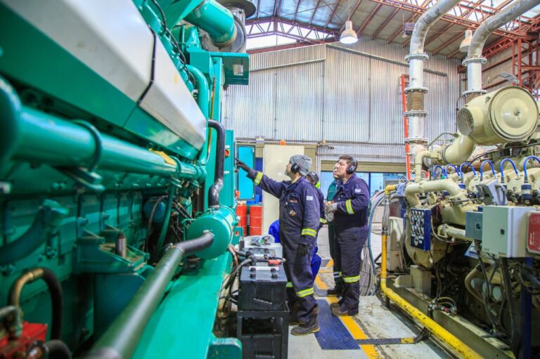 ESTABILIZARÁN EL SISTEMA DE GENERACIÓN ELÉCTRICA EN LA USINA DE TOLHUIN